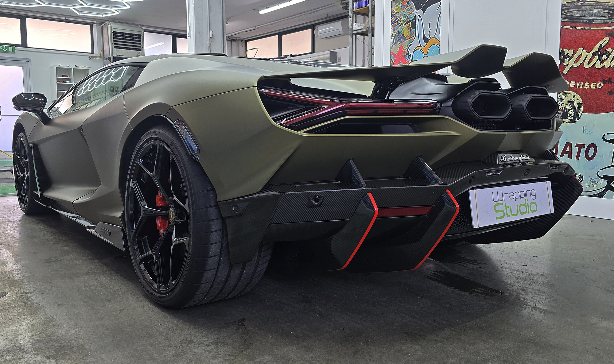 <b>Click to open image!</b> <b>Navigation tip:</b> Hover mouse on top of the right or left side of the image to see the next or previous image respectively.<br /><br />You are browsing images from the article:<br /><span class="sigProPopupCaption"></span>