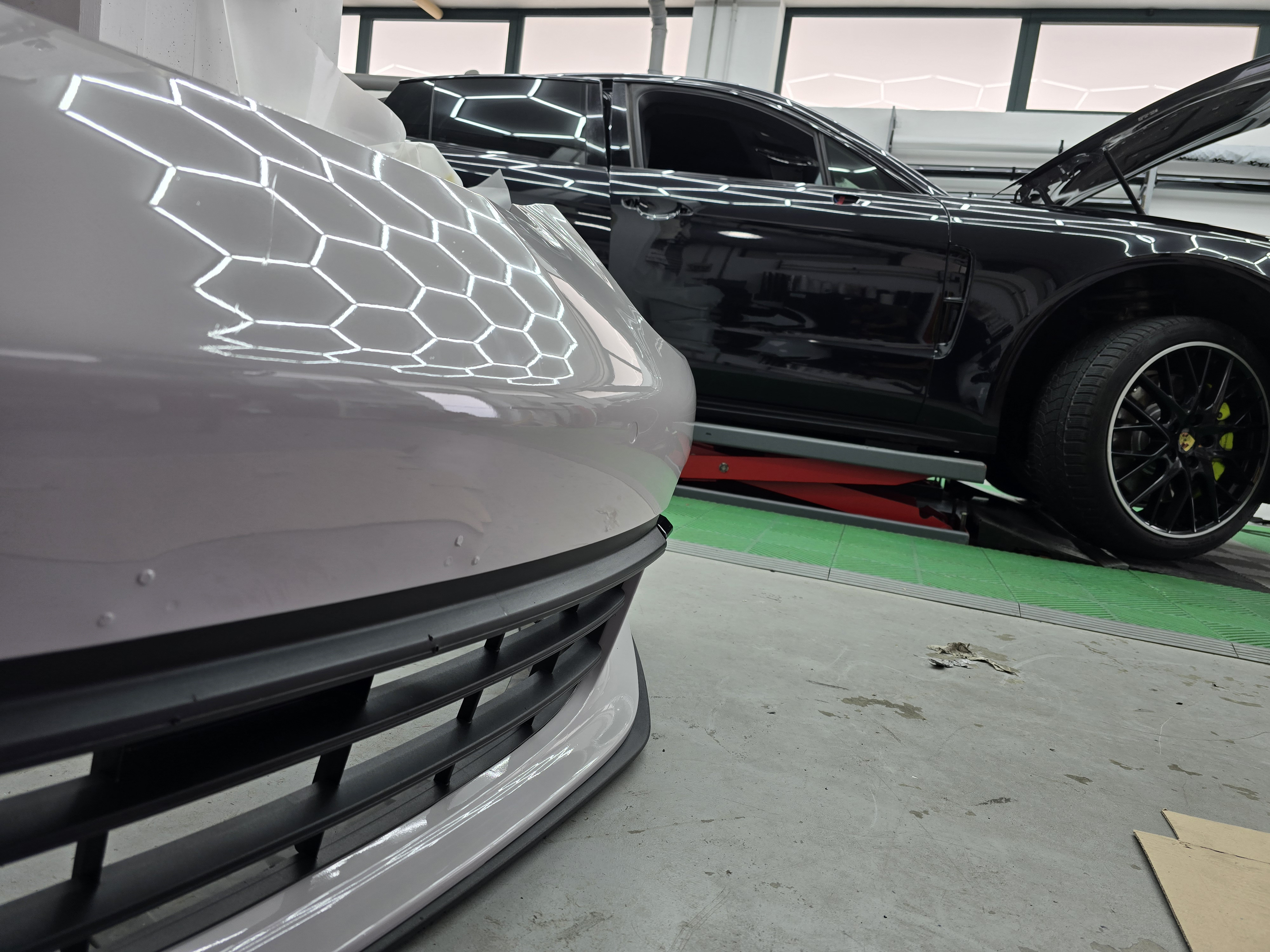 <b>Click to open image!</b> <b>Navigation tip:</b> Hover mouse on top of the right or left side of the image to see the next or previous image respectively.<br /><br />You are browsing images from the article:<br /><span class="sigProPopupCaption"></span>