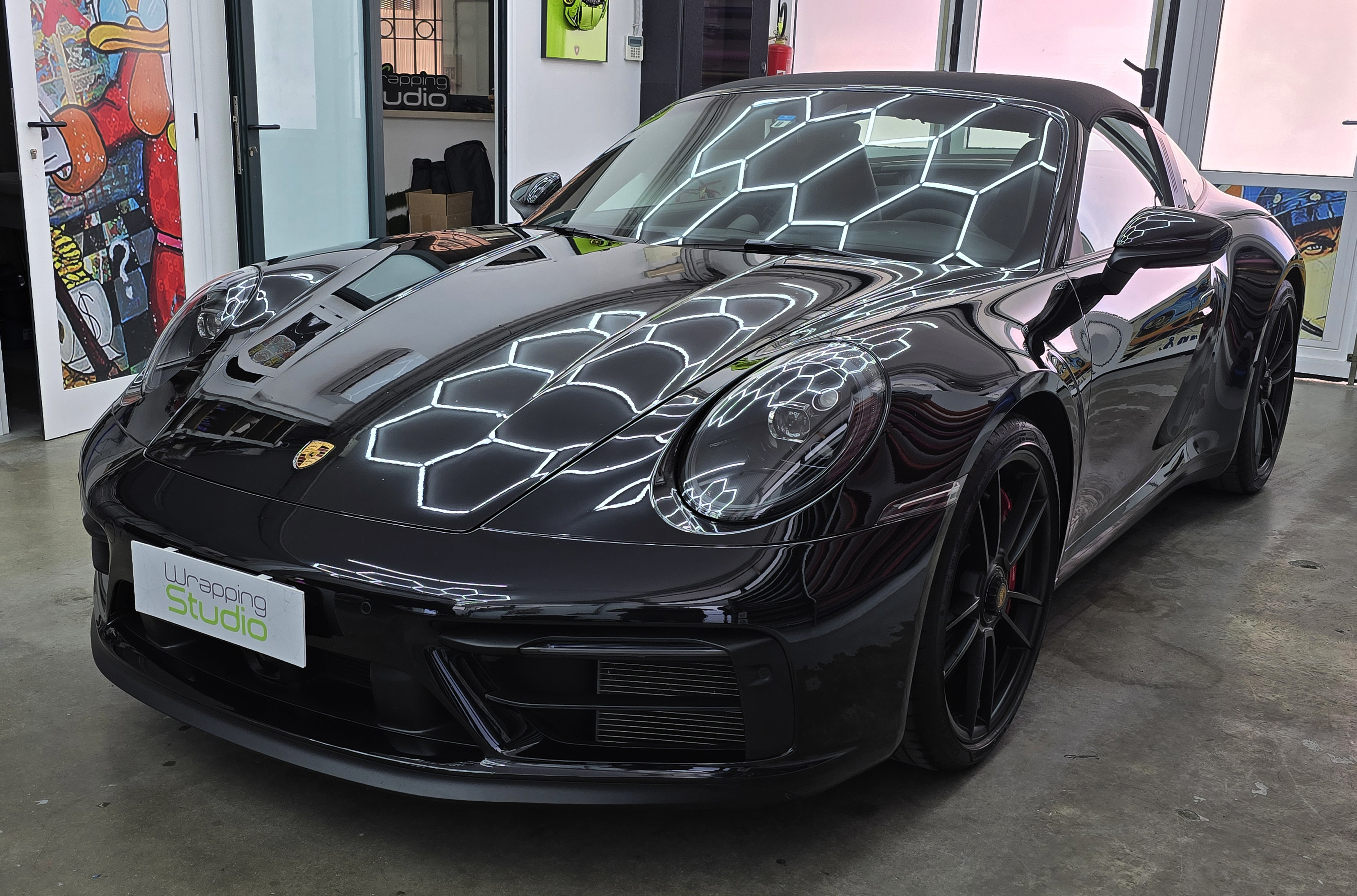<b>Click to open image!</b> <b>Navigation tip:</b> Hover mouse on top of the right or left side of the image to see the next or previous image respectively.<br /><br />You are browsing images from the article:<br /><span class="sigProPopupCaption"></span>