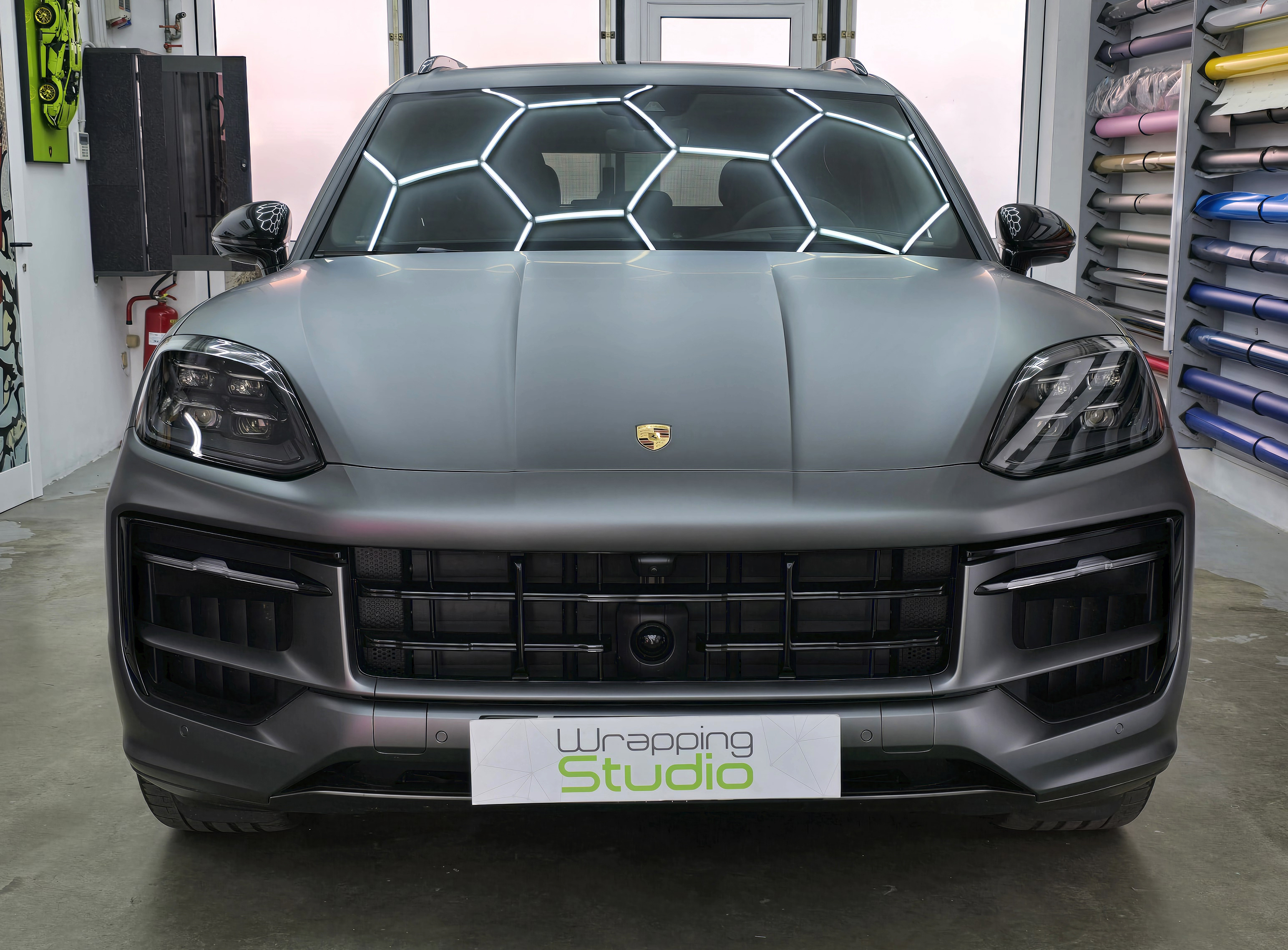 <b>Click to open image!</b> <b>Navigation tip:</b> Hover mouse on top of the right or left side of the image to see the next or previous image respectively.<br /><br />You are browsing images from the article:<br /><span class="sigProPopupCaption"></span>