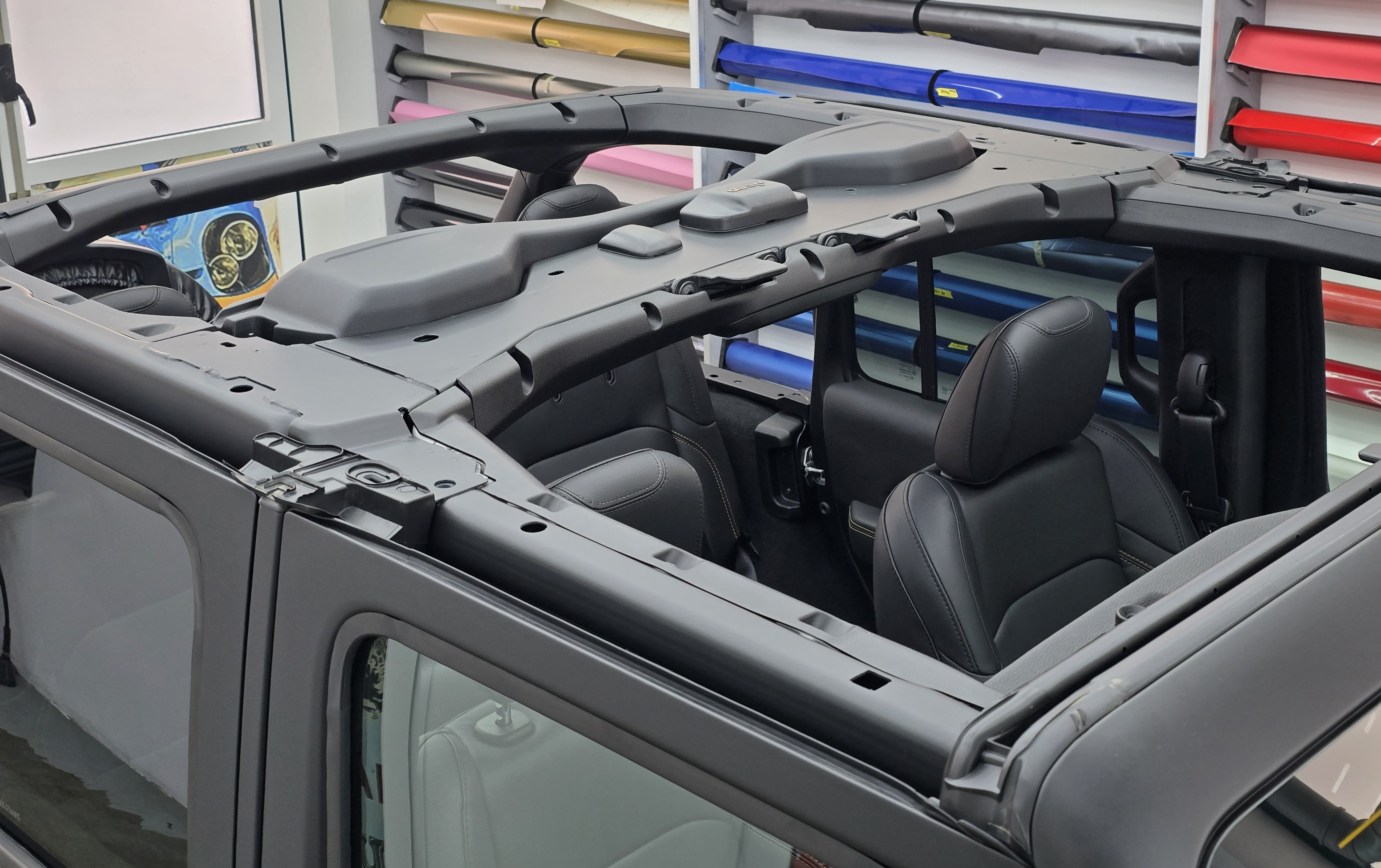 <b>Click to open image!</b> <b>Navigation tip:</b> Hover mouse on top of the right or left side of the image to see the next or previous image respectively.<br /><br />You are browsing images from the article:<br /><span class="sigProPopupCaption"></span>