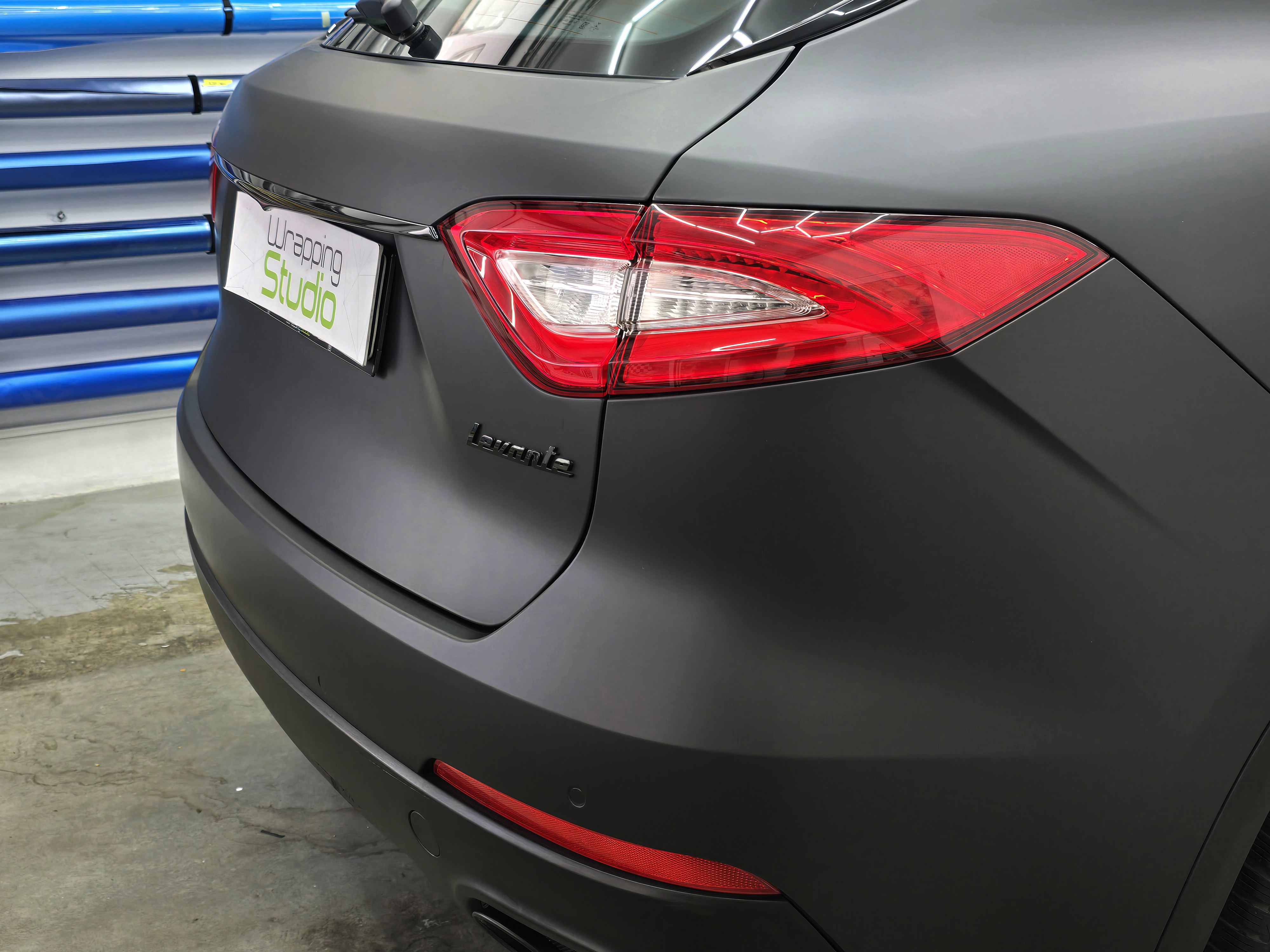 <b>Click to open image!</b> <b>Navigation tip:</b> Hover mouse on top of the right or left side of the image to see the next or previous image respectively.<br /><br />You are browsing images from the article:<br /><span class="sigProPopupCaption"></span>