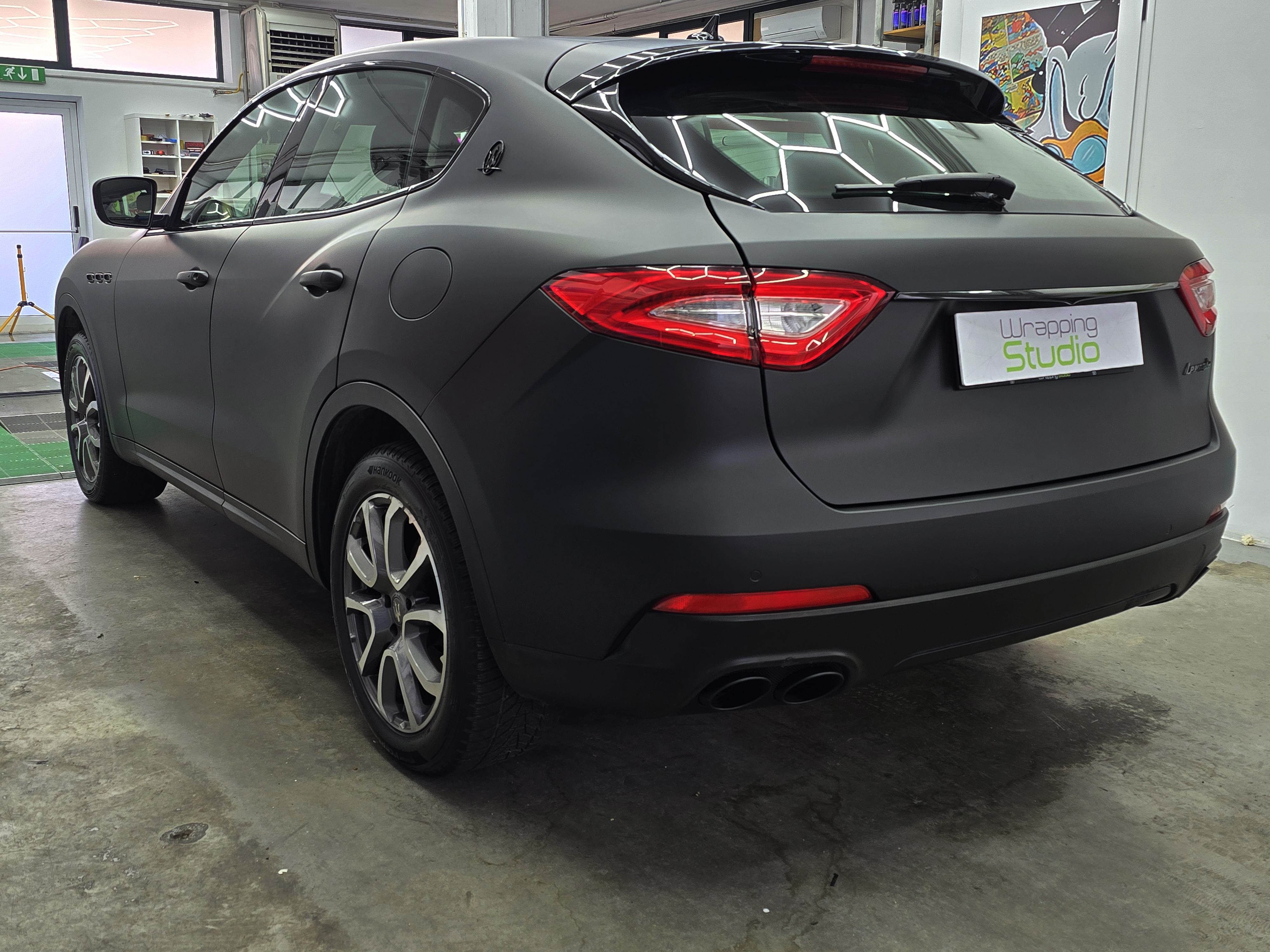 <b>Click to open image!</b> <b>Navigation tip:</b> Hover mouse on top of the right or left side of the image to see the next or previous image respectively.<br /><br />You are browsing images from the article:<br /><span class="sigProPopupCaption"></span>