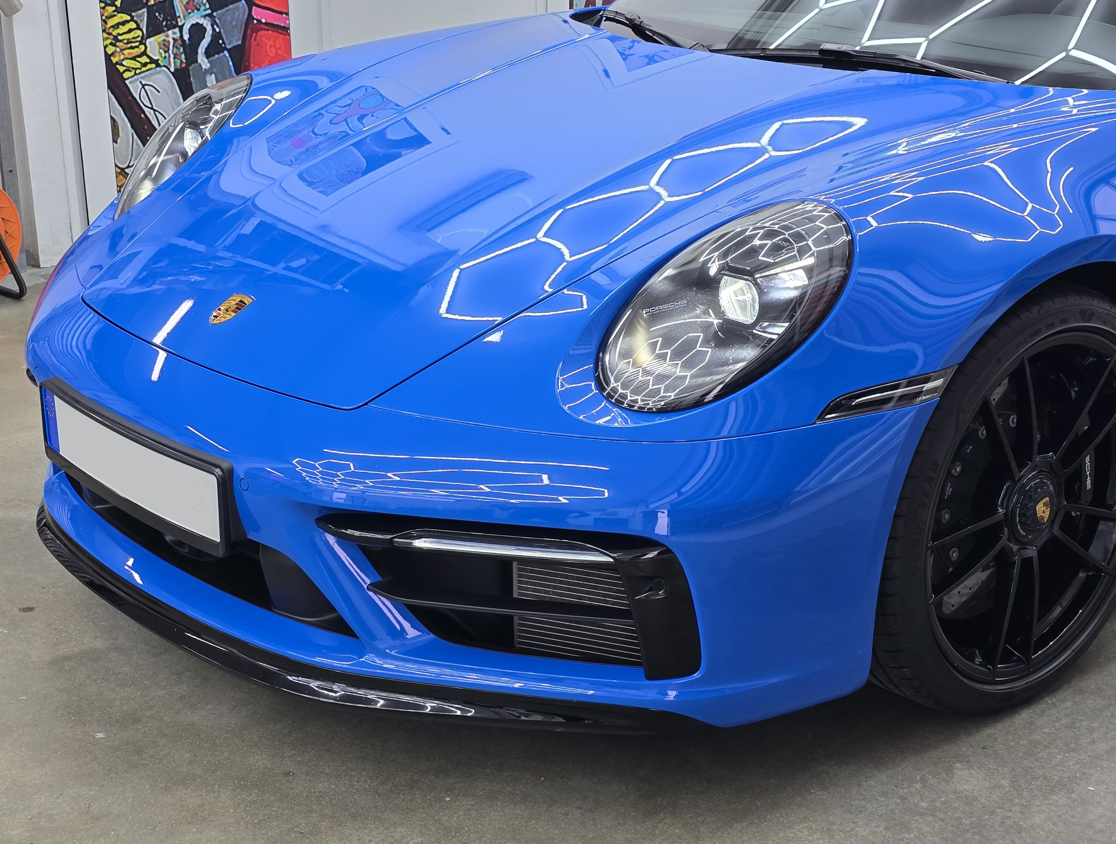 <b>Click to open image!</b> <b>Navigation tip:</b> Hover mouse on top of the right or left side of the image to see the next or previous image respectively.<br /><br />You are browsing images from the article:<br /><span class="sigProPopupCaption"></span>