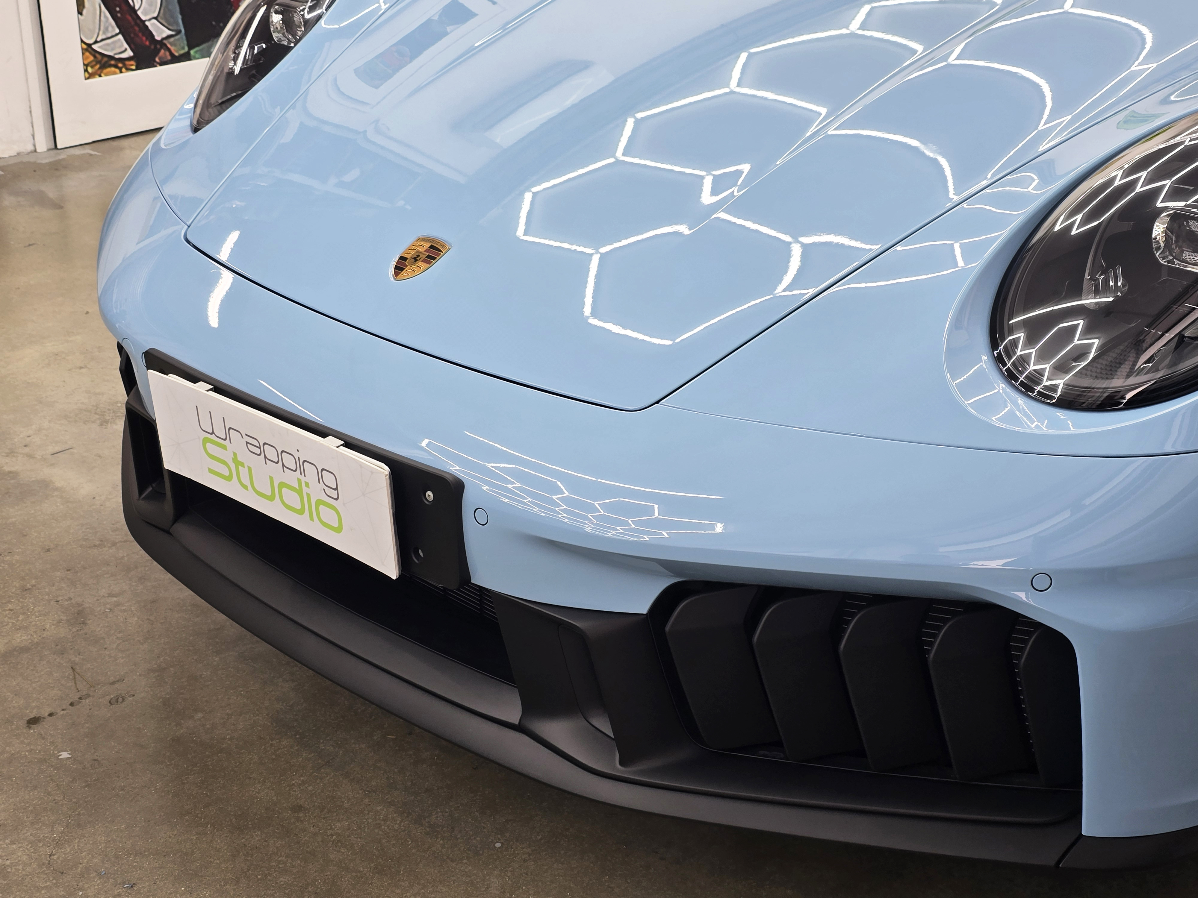 <b>Click to open image!</b> <b>Navigation tip:</b> Hover mouse on top of the right or left side of the image to see the next or previous image respectively.<br /><br />You are browsing images from the article:<br /><span class="sigProPopupCaption"></span>