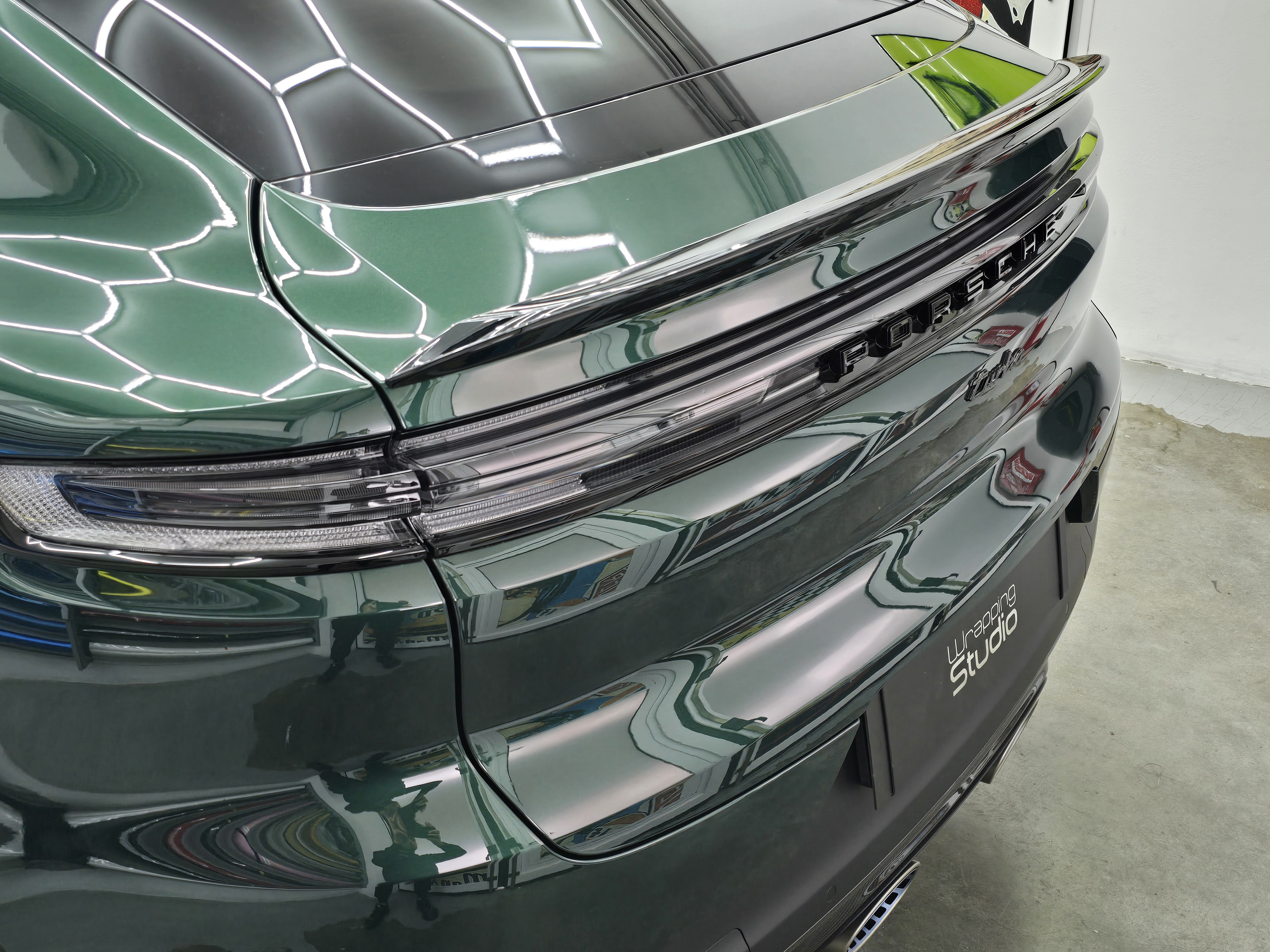 <b>Click to open image!</b> <b>Navigation tip:</b> Hover mouse on top of the right or left side of the image to see the next or previous image respectively.<br /><br />You are browsing images from the article:<br /><span class="sigProPopupCaption"></span>