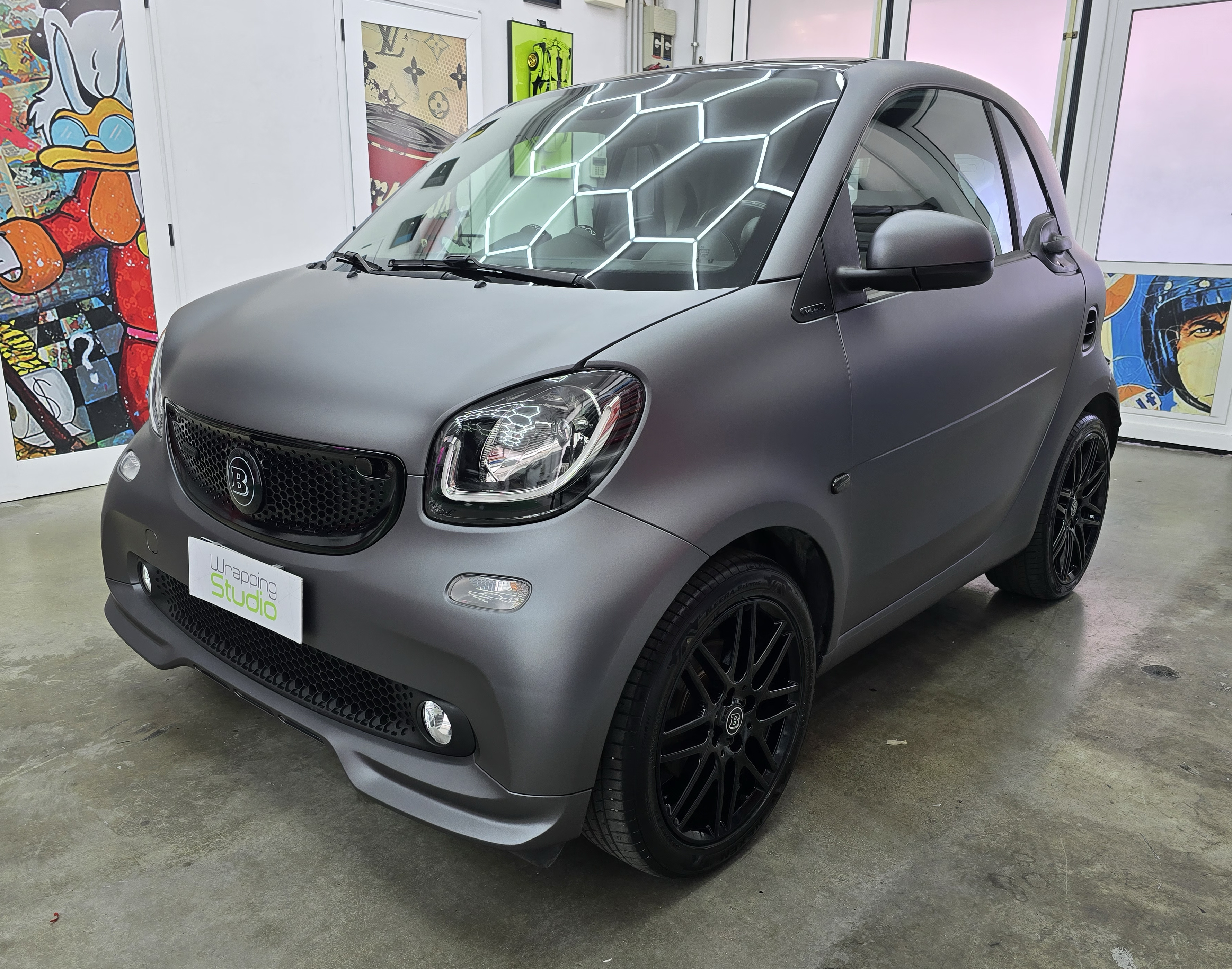 <b>Click to open image!</b> <b>Navigation tip:</b> Hover mouse on top of the right or left side of the image to see the next or previous image respectively.<br /><br />You are browsing images from the article:<br /><span class="sigProPopupCaption"></span>