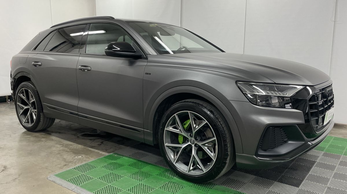 Audi Q8 | Matte Dark Gray