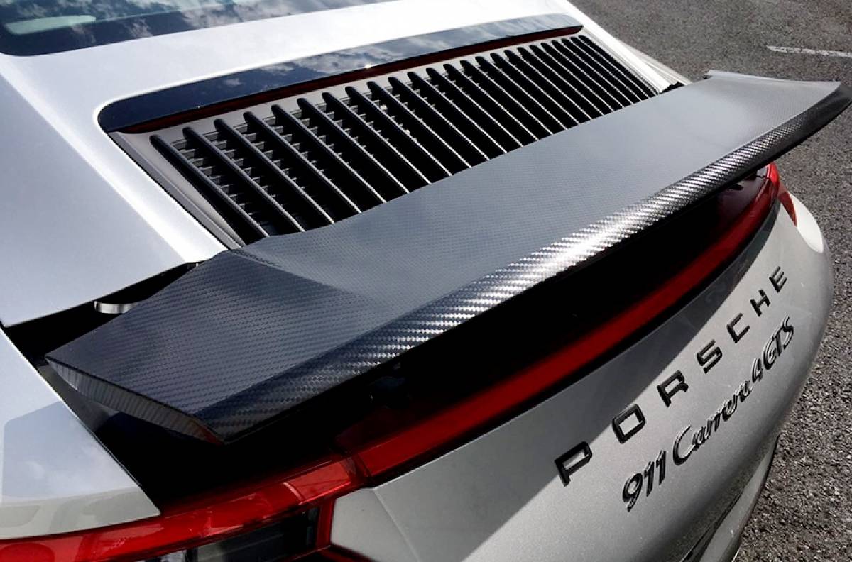 Porsche 911 Carrera 4 GTS - Wrapping Spioler + Paint Protection Film