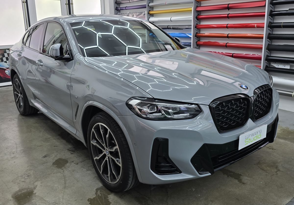 BMW X4 M - PPF & OSCURAMENTO