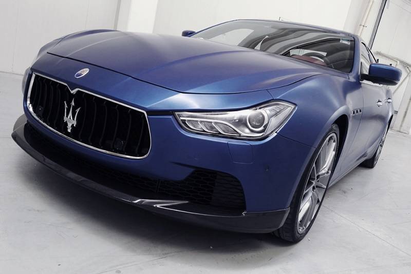 Maserati Ghibli - Wrapping Auto &quot;Deep Ocean Blue&quot;