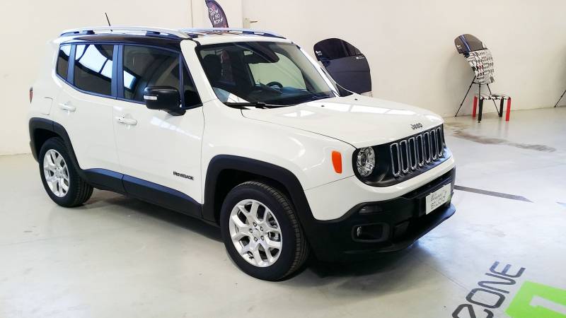 Jeep Renegade  -Wrapping Tettino Nero Lucido